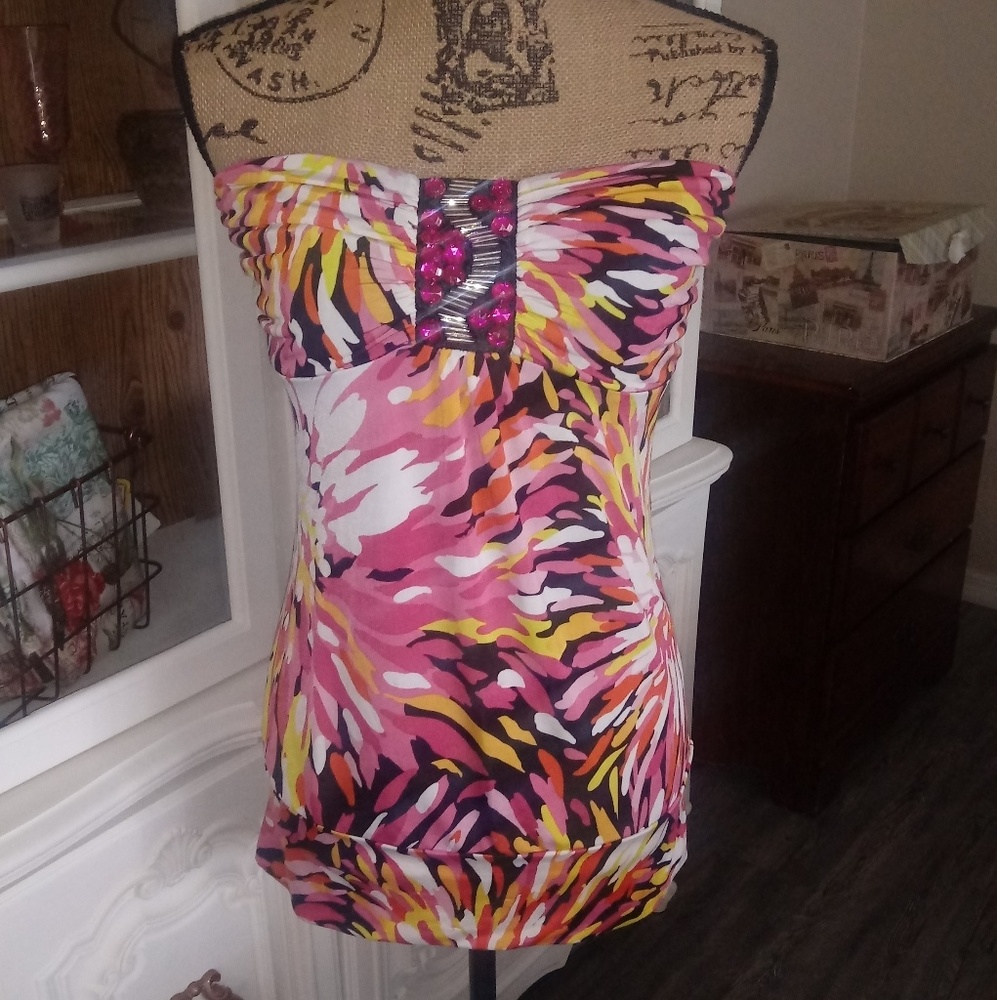 Muticolored Dots sleeveless Top
